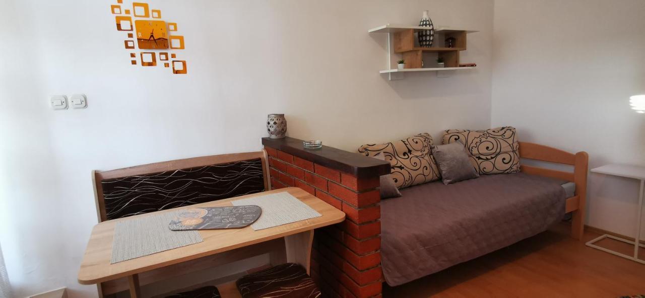 Apartmani Marija Kolan Exterior foto