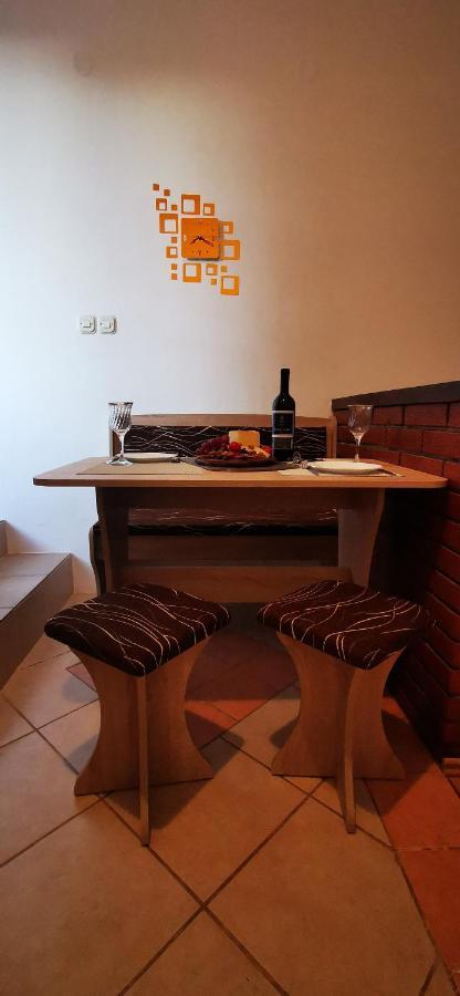 Apartmani Marija Kolan Exterior foto